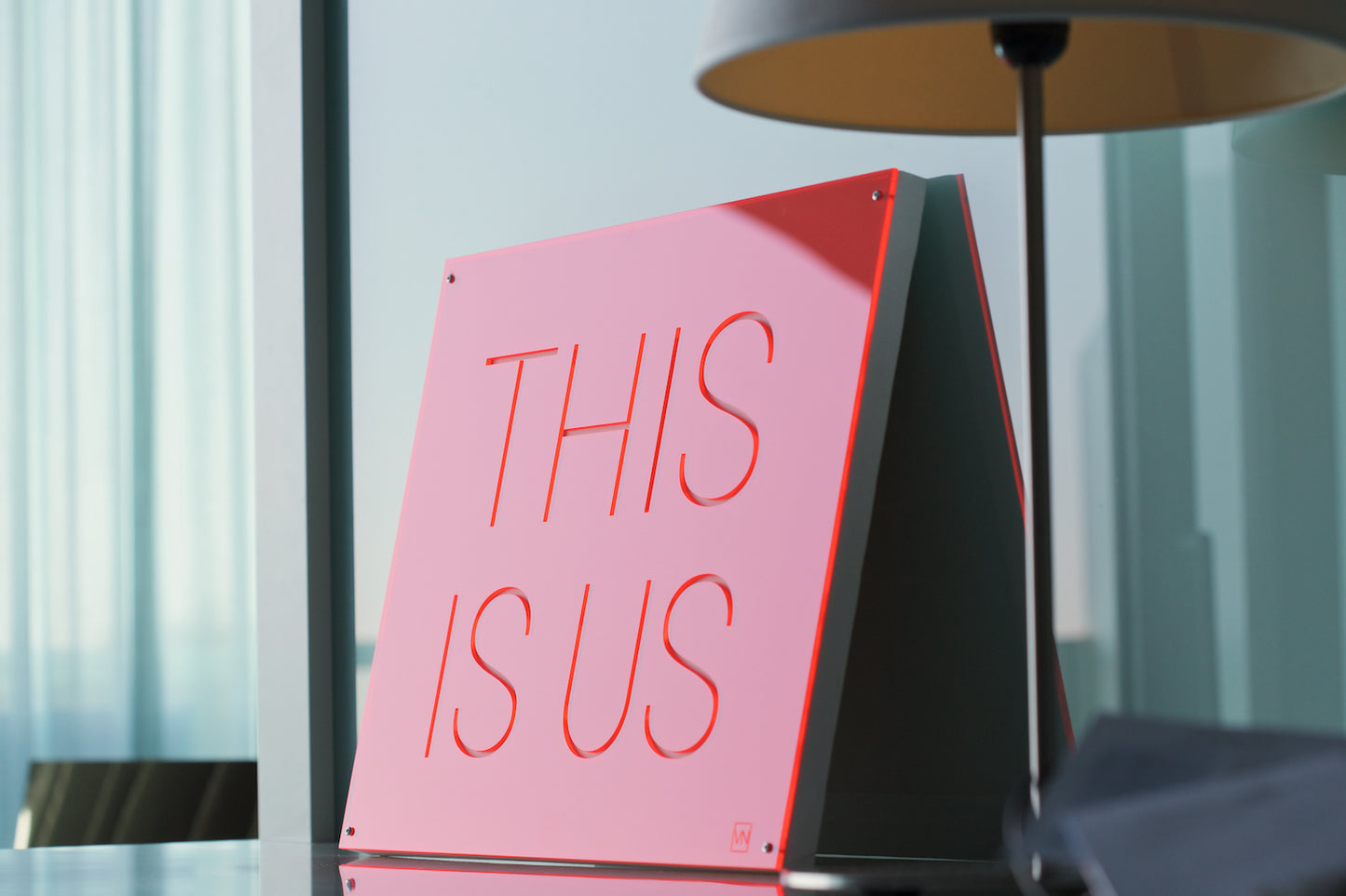 This is us / Acrílico