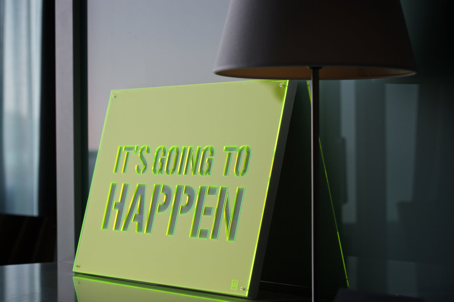 It's going to happen / Acrílico